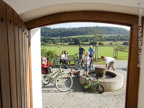 Radfahrer am Brunnen©Andreas Hub