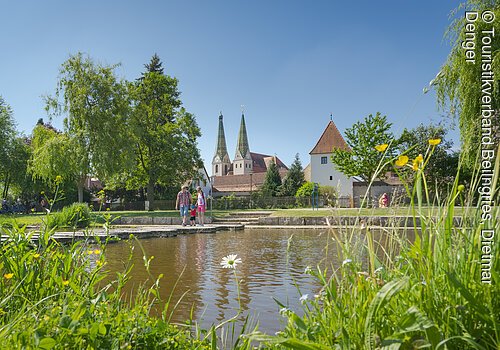 An der Stadtmauer
