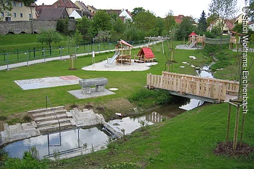 mit Dorfanlage für Kleinkinder und Kneippanlage