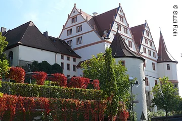 auf das Schloss Ratibor in Roth.