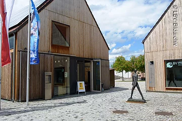 Die LBV-Umweltstation Altmühlsee ist im AIZ - Altmühlsee-Informationszentrum untergebracht.