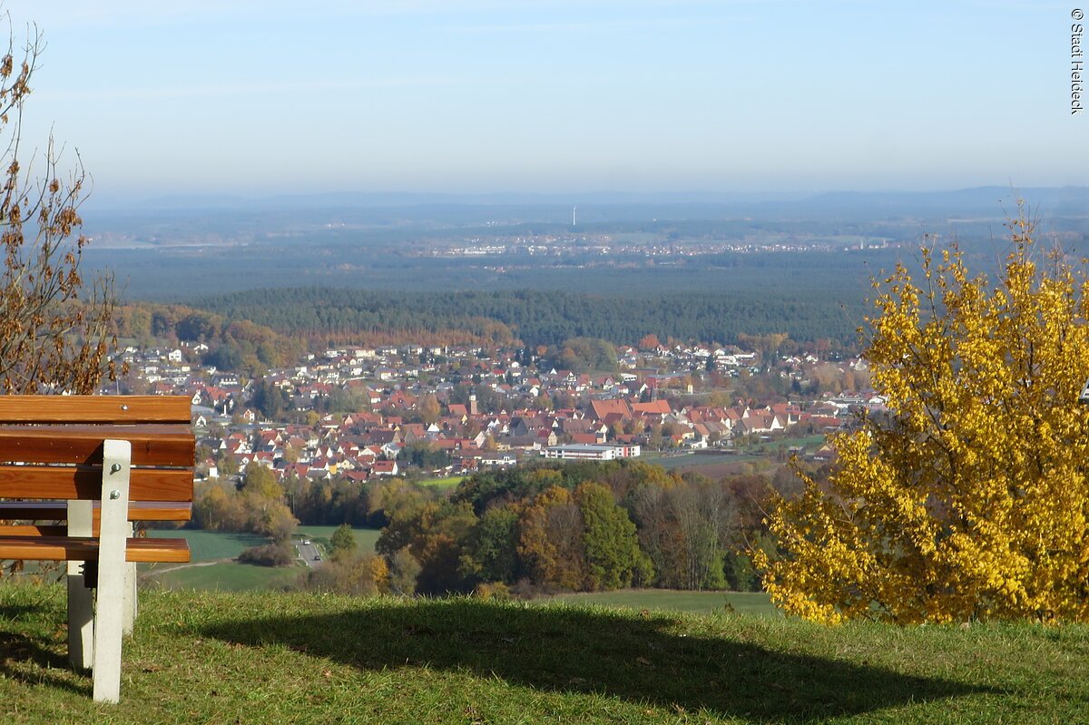 Schloßberg Burgstall (607 m) Fränkischer WasserRadweg