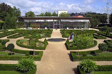 Zitrushaus mit Leonhard-Fuchs-Garten Ansbach©Jim Albright