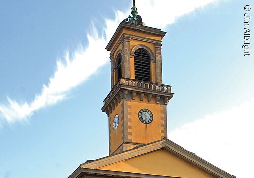 St. Ludwig-Kirche Ansbach im Sommer@Jim Albright