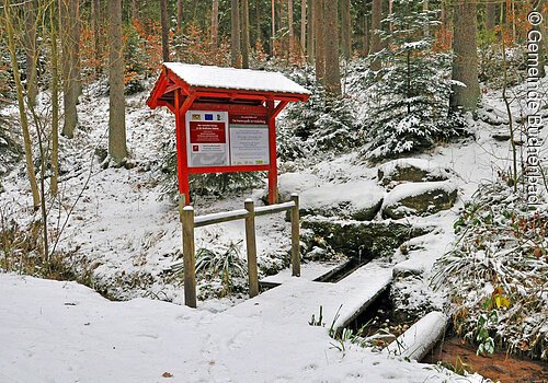 Marienquelle im Winter Büchenbach©Gemeinde Büchenbach