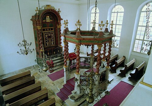 Synagoge_Kirchenraum von oben Ansbach