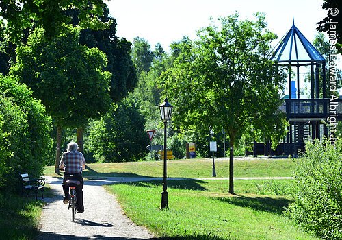 Schiessweiher - Rundweg mit Aussichtsturm in Wolframs-Eschenbach