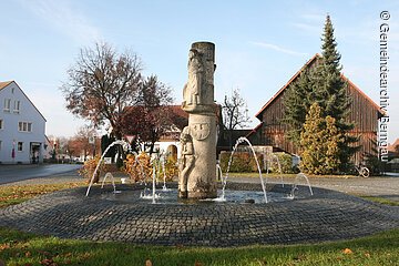 Brunnen am Ramoldplatz Berngau
