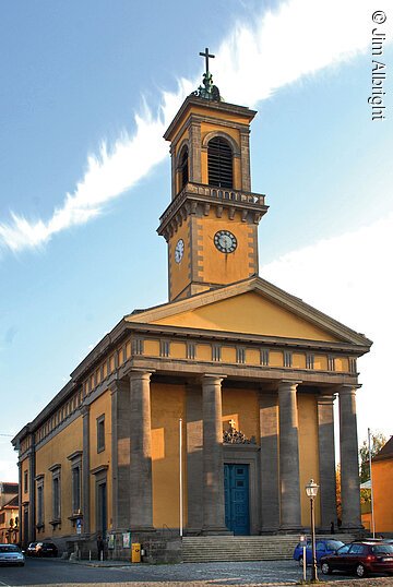 St. Ludwig-Kirche Ansbach im Sommer@Jim Albright