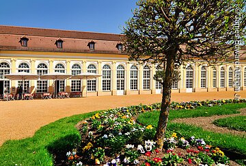 Orangerie mit Cafe_Frühling©James_Edward_Albright